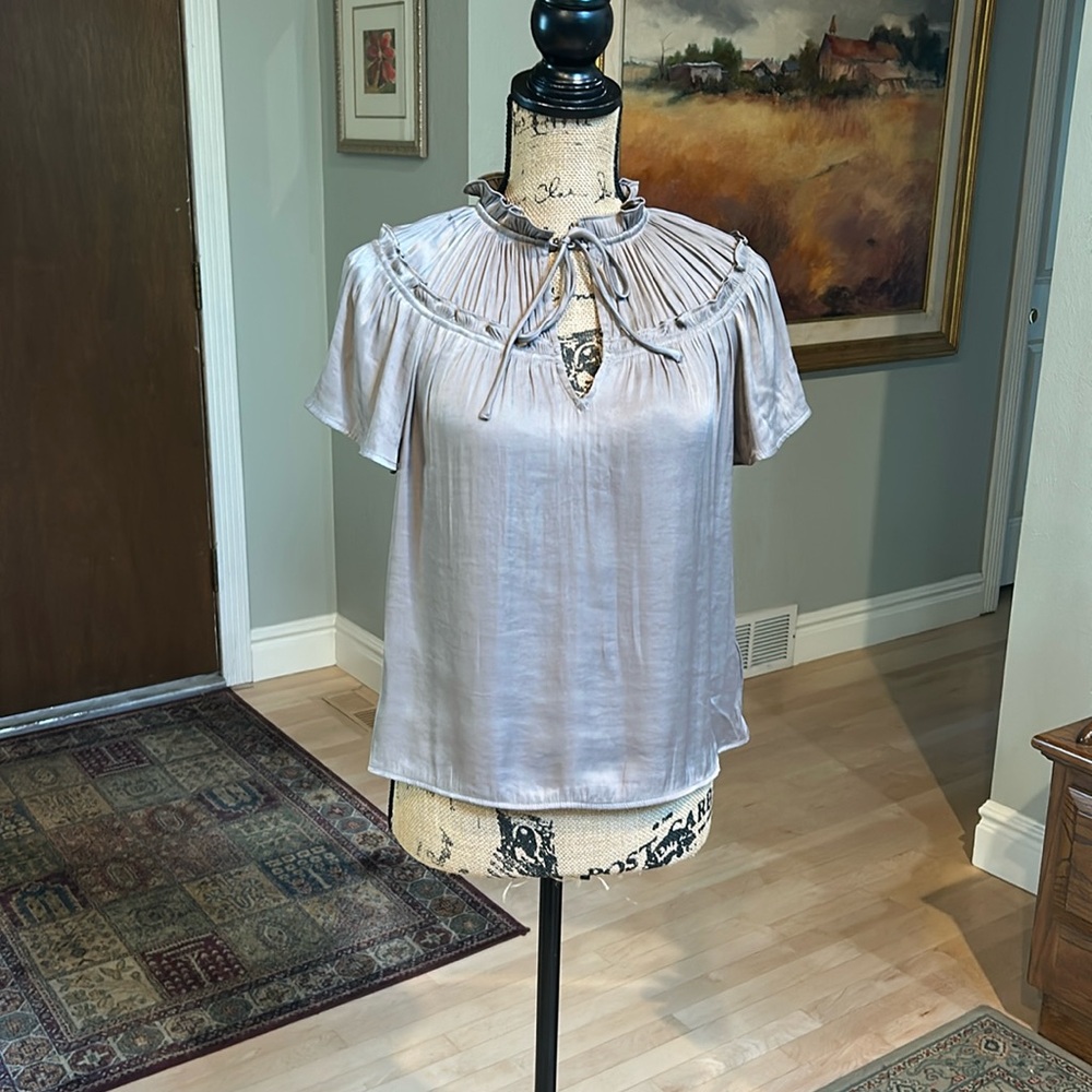 Gap Taupe XS Top